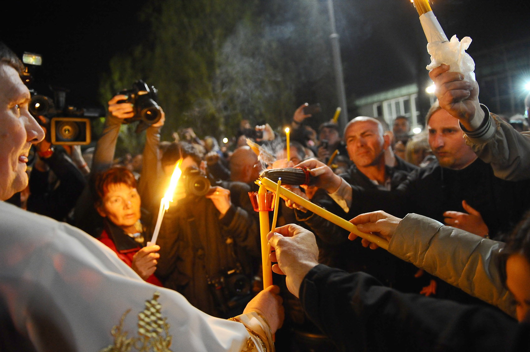 转折点拜仁慕尼黑绝杀压哨,社区盾清晨攻防权衡,压力陡增,更衣室氛围转暖的简单介绍 转折点拜仁慕尼黑绝杀压哨,社区盾清晨攻防权衡,压力陡增,更衣室氛围转暖的简单介绍