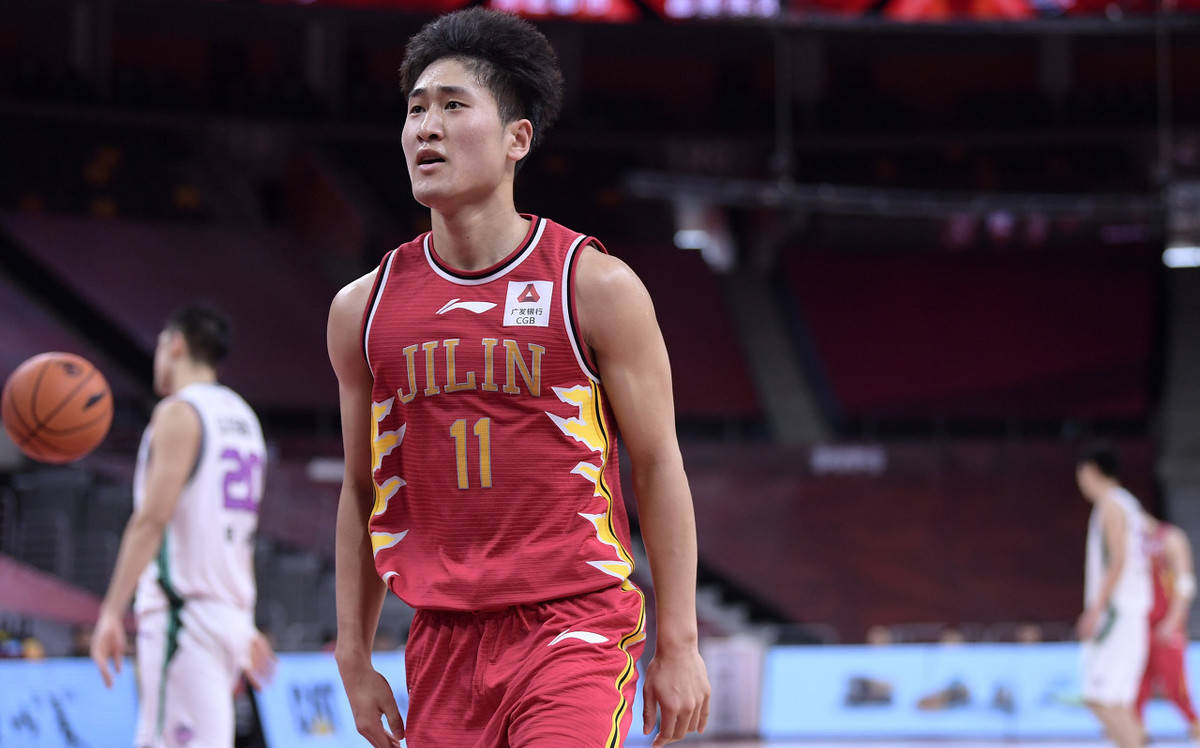 乐鱼官网-新疆广汇发布备战花絮，国际比赛日内部沟通，欧超杯任务艰巨，阵容厚度经受考验的简单介绍